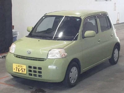 Daihatsu Esse