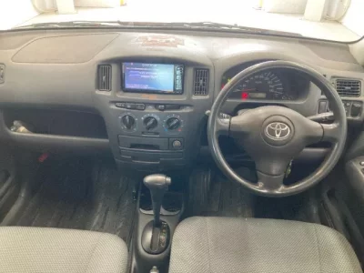 Toyota SUCCEED