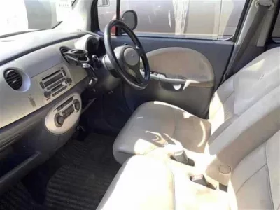 Daihatsu MOVE LATTE