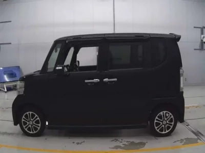 Honda N BOX PLUS