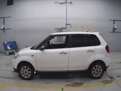 Mazda VERISA