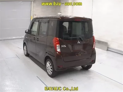 Mitsubishi EK SPACE