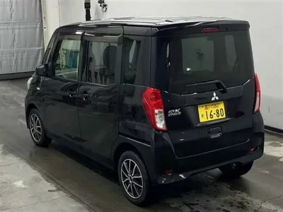 Mitsubishi EK SPACE