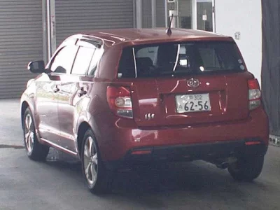 Toyota IST