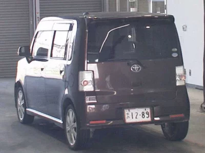 Toyota PIXIS SPACE