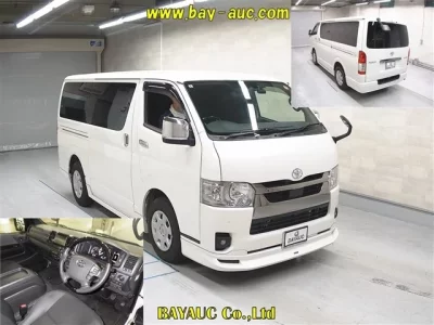 Toyota HIACE VAN