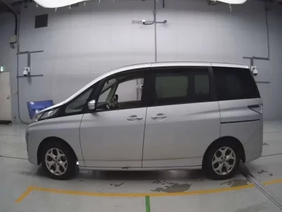 Mazda BIANTE