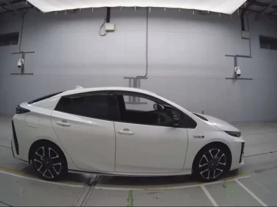 Toyota PRIUS PHV