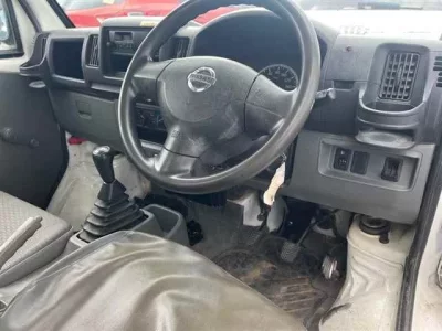 Nissan CLIPPER TRUCK