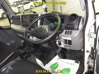 Nissan ATLAS