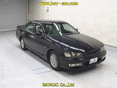 Nissan LAUREL
