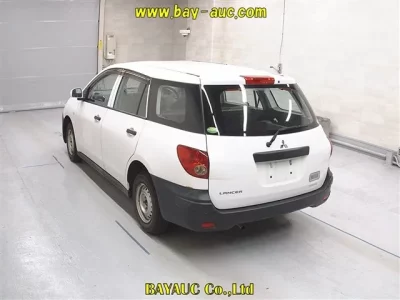 Mitsubishi LANCER VAN