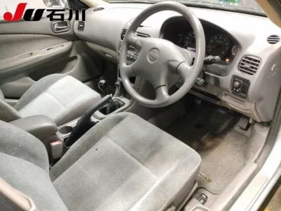 Nissan SUNNY