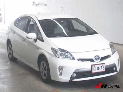 Toyota PRIUS PHV