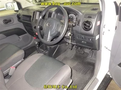 Nissan AD