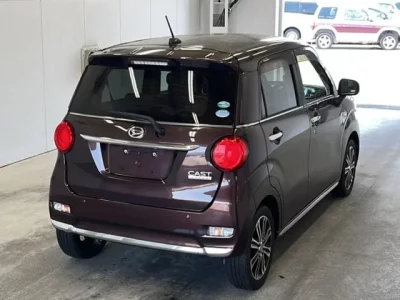 Daihatsu Cast