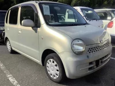 Daihatsu MOVE LATTE