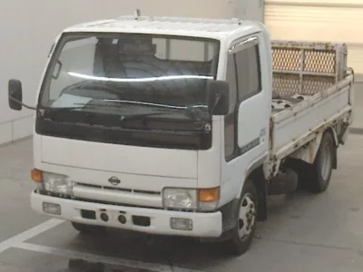 Nissan TRUCK