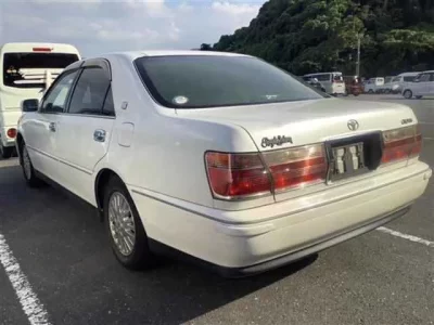 Toyota CROWN ESTATE