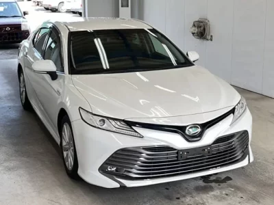 Daihatsu Altis