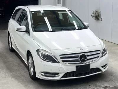 Mercedes-Benz B CLASS