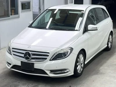 Mercedes-Benz B CLASS