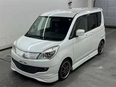 Mitsubishi DELICA D2