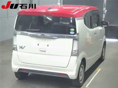 Honda N BOX SLASH