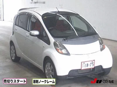 Mitsubishi I
