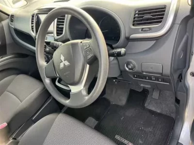 Mitsubishi DELICA D2