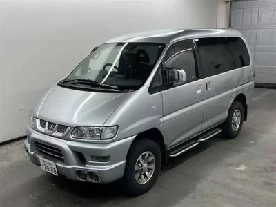 Mitsubishi DELICA