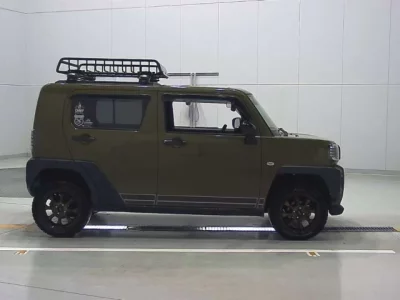 Daihatsu TAFT