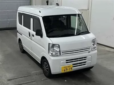 Nissan CLIPPER VAN