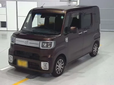 Toyota PIXIS MEGA