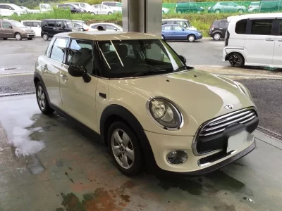BMW MINI