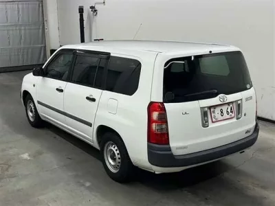 Toyota SUCCEED