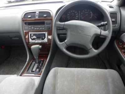 Nissan CEDRIC