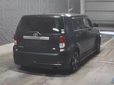 Toyota COROLLA RUMION