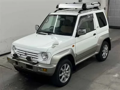 Mitsubishi PAJERO JR