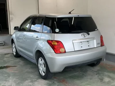 Toyota IST
