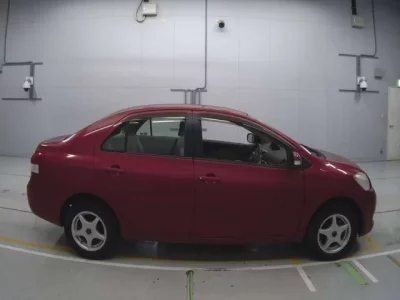 Toyota BELTA