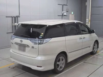 Toyota ESTIMA HYBRID