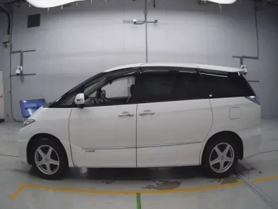 Toyota ESTIMA HYBRID