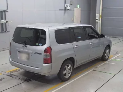 Toyota SUCCEED