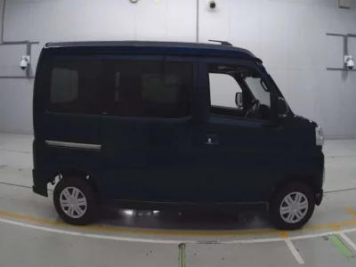 Daihatsu ATRAI VAN