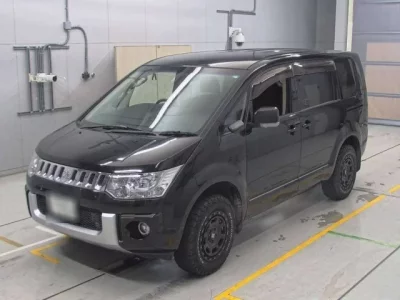 Mitsubishi DELICA D5