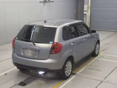 Mazda VERISA
