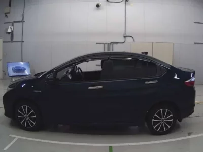 Honda GRACE