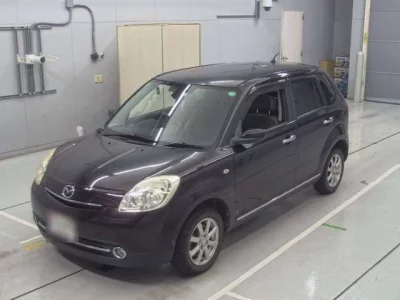 Mazda VERISA