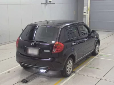 Mazda VERISA
